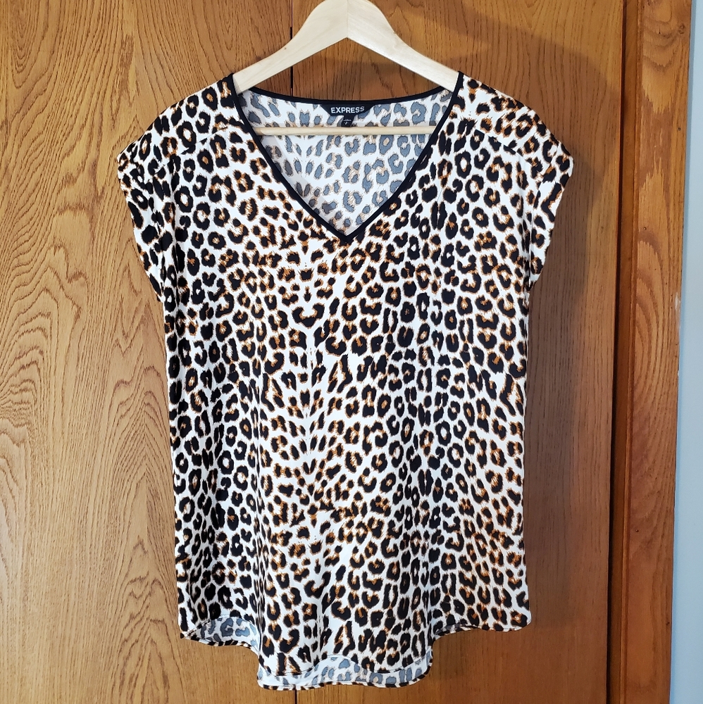 Cheetah print top